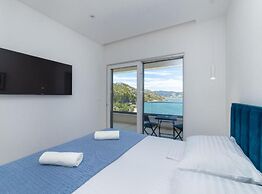 Luxury Villa Navis