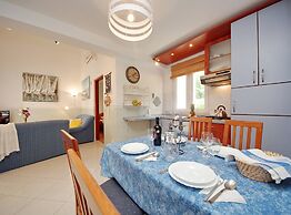 Seafront Apartments Deveron