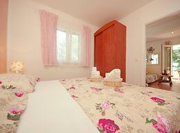 Seafront Apartments Deveron