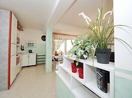 Seafront Apartments Deveron