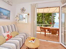 Seafront Apartments Deveron