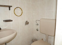 Dugi Rat Seaside Apartments