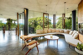 The Planchonella House - Eco Stay de Luxe