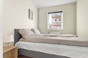 Charming Oslo Apartment With Balcony & Rooftop Access