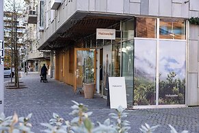 Charming Oslo Apartment With Balcony & Rooftop Access