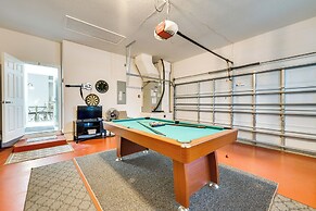12 Mi to Disney: Home w/ Updated Pool in Davenport