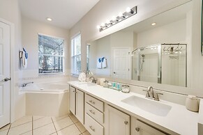 12 Mi to Disney: Home w/ Updated Pool in Davenport