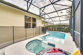 12 Mi to Disney: Home w/ Updated Pool in Davenport