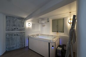 My Grandma s Home Naxos