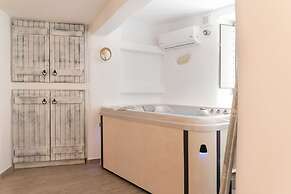 My Grandma s Home Naxos