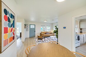 Walk to Cowboys Games: Arlington Home w/ Yard!