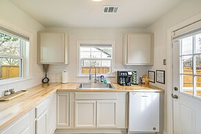 Walk to Cowboys Games: Arlington Home w/ Yard!