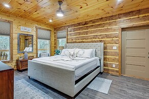 Close to Hiking & Attractions: Smoky Mtn Cabin