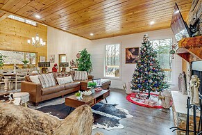 Close to Hiking & Attractions: Smoky Mtn Cabin