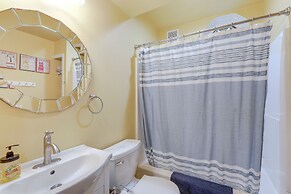 < 1/2 Mi to Boardwalk: Roomy Wildwood Retreat!