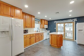< 1/2 Mi to Boardwalk: Roomy Wildwood Retreat!