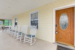 < 1/2 Mi to Boardwalk: Roomy Wildwood Retreat!