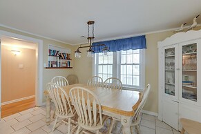 < 1/2 Mi to Beach: Wildwood Getaway w/ Patio!