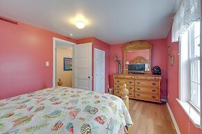 < 1/2 Mi to Beach: Wildwood Getaway w/ Patio!