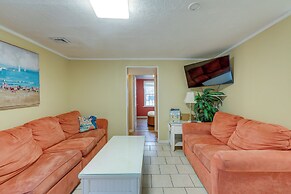 < 1/2 Mi to Beach: Wildwood Getaway w/ Patio!