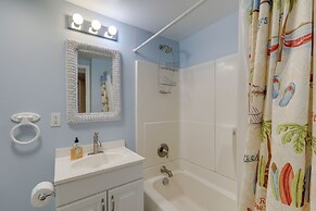 < 1/2 Mi to Beach: Wildwood Getaway w/ Patio!