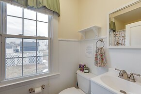 Walk to Beach & Boardwalk: Jersey Shore Cottage!