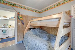 Walk to Beach & Boardwalk: Jersey Shore Cottage!