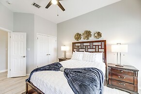 9 Mi to The Domain: Spacious Pflugerville Haven!