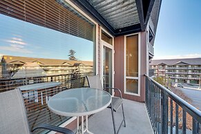 Resort Getaway on Lake Chelan: Pool + Beach Access