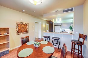 Walk to Lake Chelan: Condo w/ Pool Access