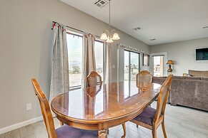 7 Mi to Golf: Mtn-view Retreat in Bullhead City