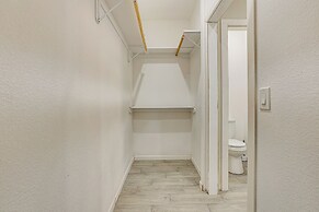 7 Mi to Golf: Mtn-view Retreat in Bullhead City