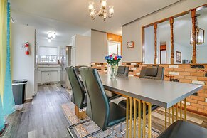 2 Mi to Dtwn St Paul: Home w/ Private Deck & Yard!