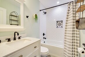 1 Mi to Beach: Newly Renovated Gulfport Gem!