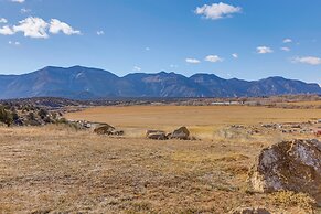 Mtn-view Escape w/ Office Space in Cortez!