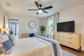 Dock & Fire Pit: Lakefront Gun Barrel City Getaway