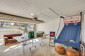 Dock & Fire Pit: Lakefront Gun Barrel City Getaway