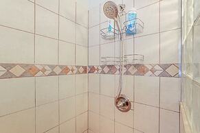 4 Mi to Historic Dtwn Venice: Home w/ Heated Pool!