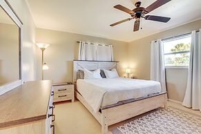 4 Mi to Historic Dtwn Venice: Home w/ Heated Pool!