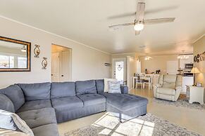 4 Mi to Historic Dtwn Venice: Home w/ Heated Pool!