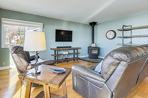 Shawano Lake House w/ Boat Dock, Kayaks, & Grill!