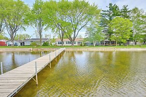 Shawano Lake House w/ Boat Dock, Kayaks, & Grill!