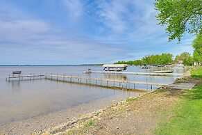Shawano Lake House w/ Boat Dock, Kayaks, & Grill!