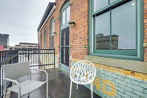 < 1 Mi to Wittenberg: Eclectic Loft w/ Parking!