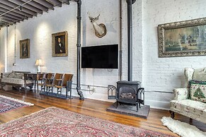 < 1 Mi to Wittenberg: Eclectic Loft w/ Parking!