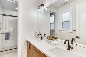 Private Hot Tub & Patio: Spacious Cle Elum Home