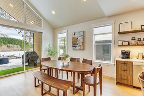 Private Hot Tub & Patio: Spacious Cle Elum Home