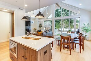 Private Hot Tub & Patio: Spacious Cle Elum Home