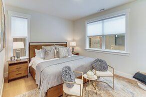 Private Hot Tub & Patio: Spacious Cle Elum Home