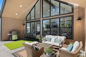 Private Hot Tub & Patio: Spacious Cle Elum Home